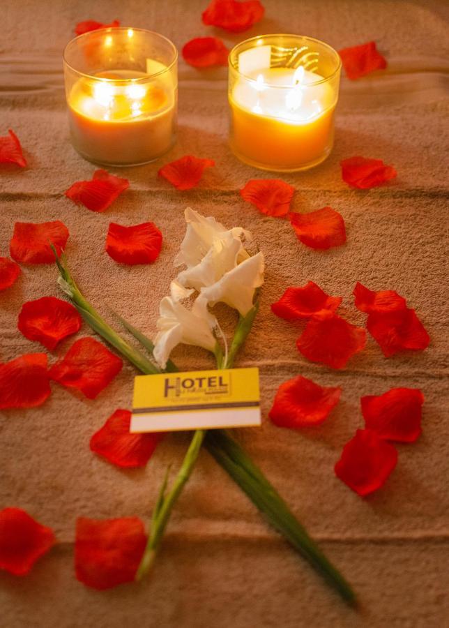 Hotel Le Pousse Pousse Antananarivo Kültér fotó