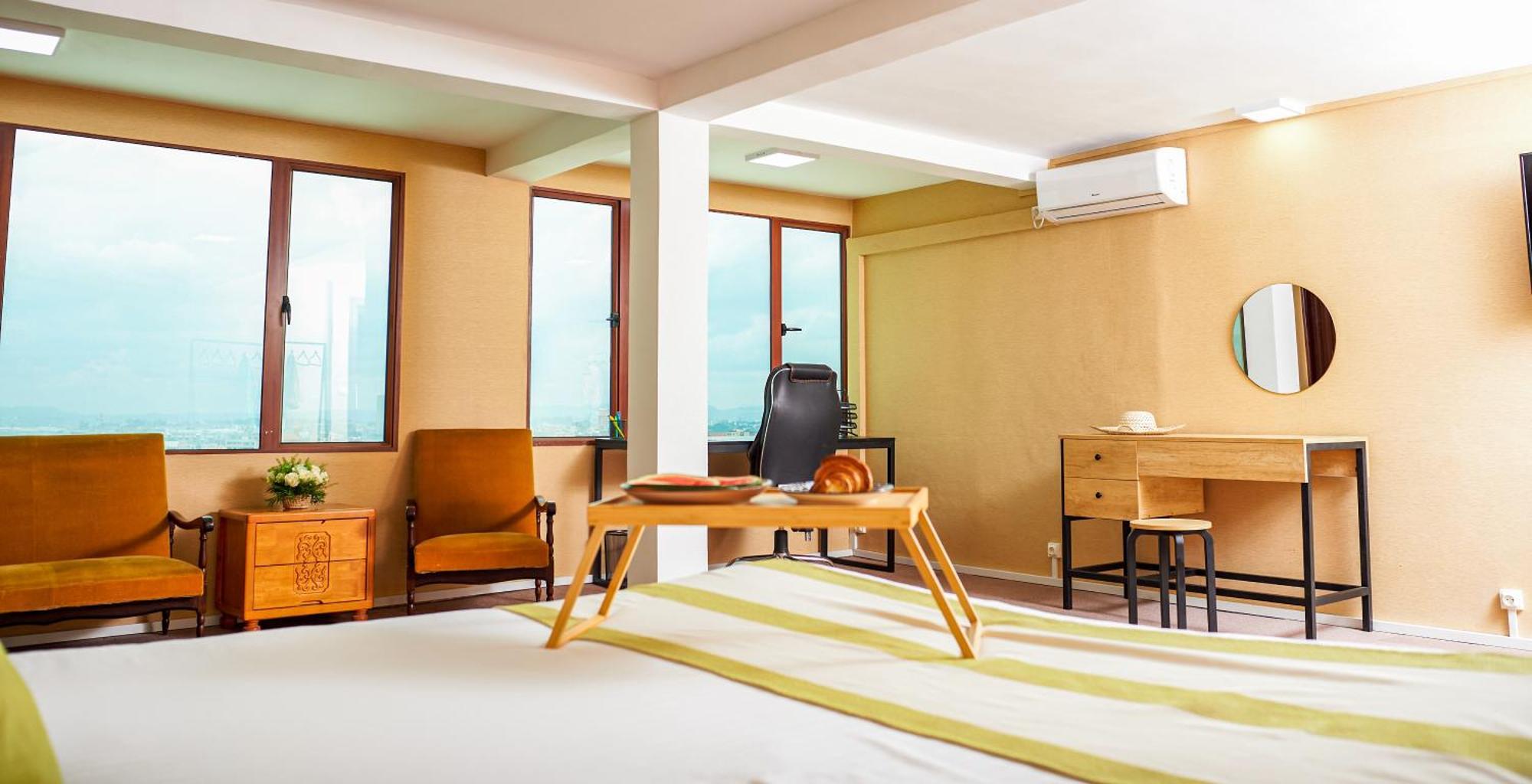 Hotel Le Pousse Pousse Antananarivo Kültér fotó
